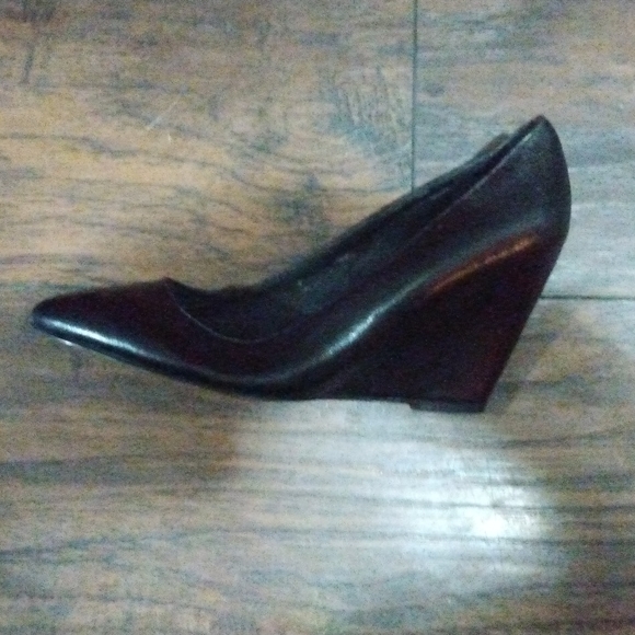 Wedges - Picture 2 of 5